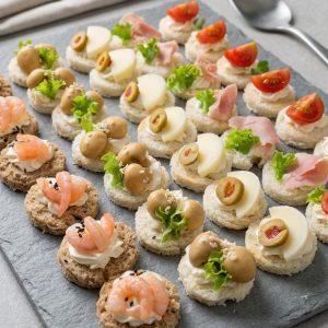 Canapés Surtidos Simple (25 o 50 uni.)