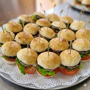 Hamburguesa Queso Tomate Lechuga Mayonesa (25 o 50 uni.)